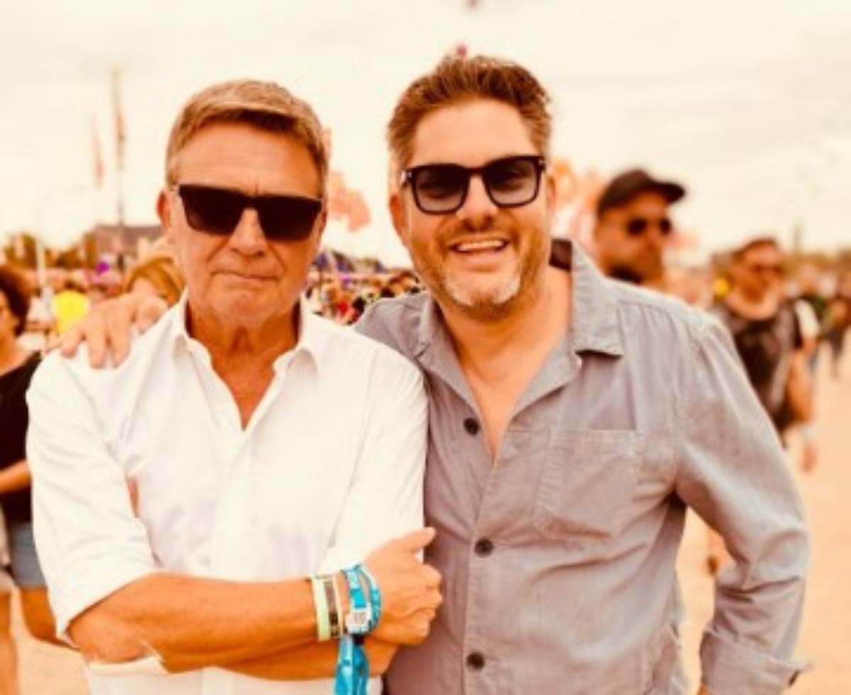 📷 Zowel Jeroen Meus als Erik Van Looy maken stijlblunder op Pukkelpop