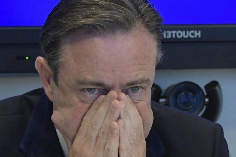 Politie boos op burgemeester Bart De Wever: “Ik heb het nogal mogen horen”