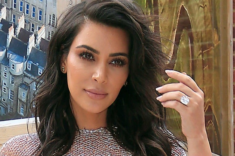 Kim Kardashian is razend na gemene roddels: “Stop ermee, bende gekken!