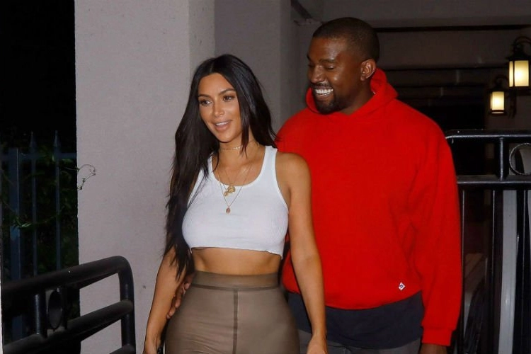 'Kanye West samen met dit model terwijl hij zegt nog steeds getrouwd te zijn met Kim Kardashian'  