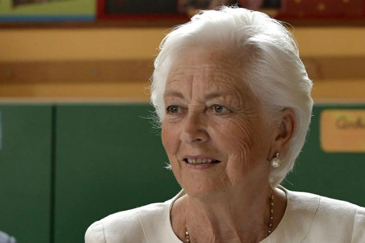 Koningin Paola (85) komt opnieuw ten val: 'Zo gaat het met haar'