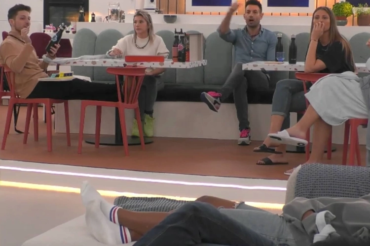 De bom ontploft opnieuw in Big Brother: Zware discussie tussen Jerrel, Michel en Julie