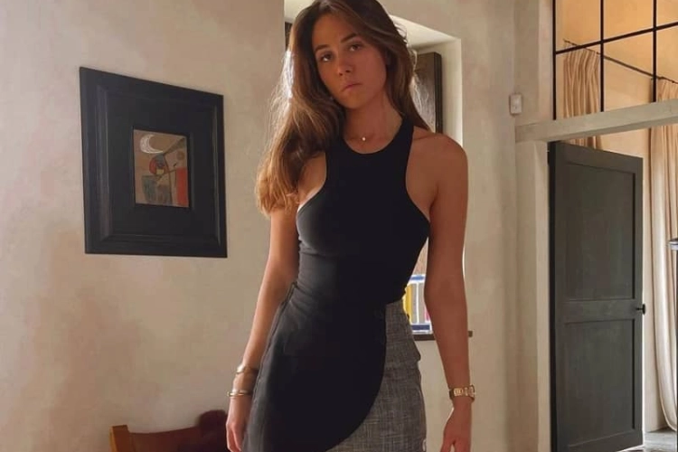 Sarah Puttemans, de vriendin van Viktor Verhulst, doet de monden openvallen met sexy lingeriefoto