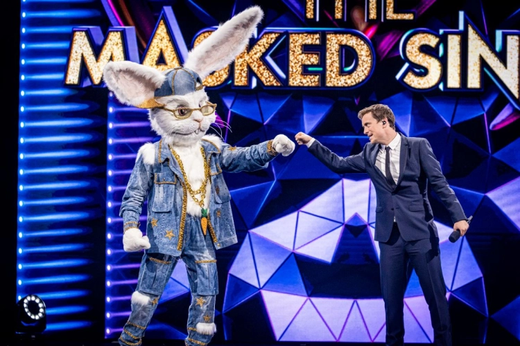 Niels Destadsbader toch in derde seizoen 'The Masked Singer'? 'Dit doet deur op een kier zetten'