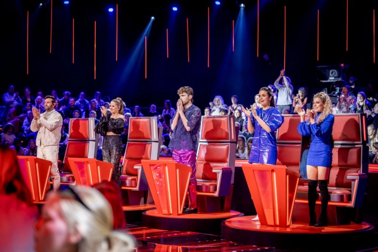 'The Voice Kids'-kijkers zijn niet te spreken over halve finale: "Heeft echt een grote fout gemaakt!"