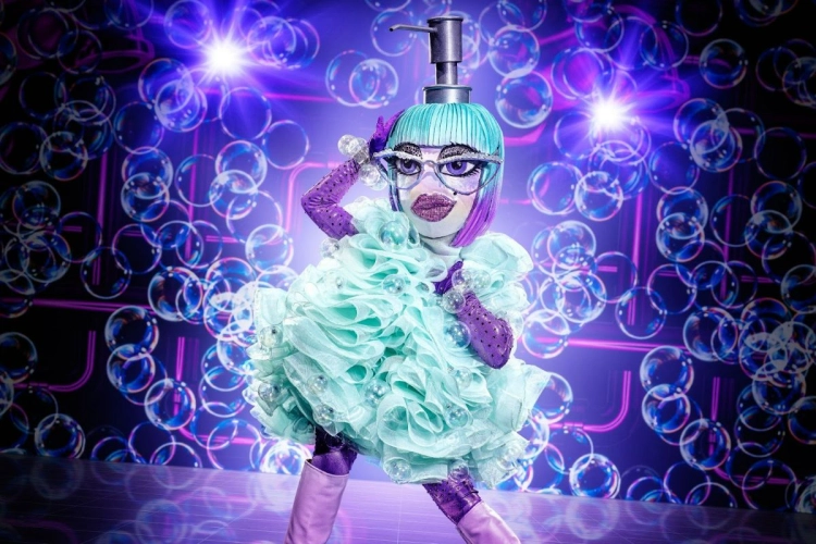 Kijkers van 'The Masked Singer' zijn 100 procent zeker over identiteit van Soaperstar: "Twee druppels water"